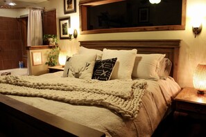 4 bedrooms, iron/ironing board, travel cot, free WiFi