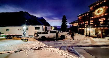 Luxury Yellowstone Chalet - Mountain Views with Sauna!
