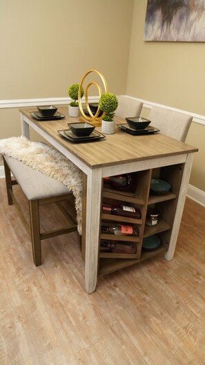 Dining - Luxury Oasis Located in Upscale Atl/ Buckhead (Atlanta)