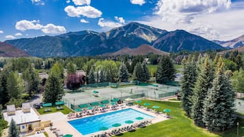 Condo (Wildflower 603) | Pool