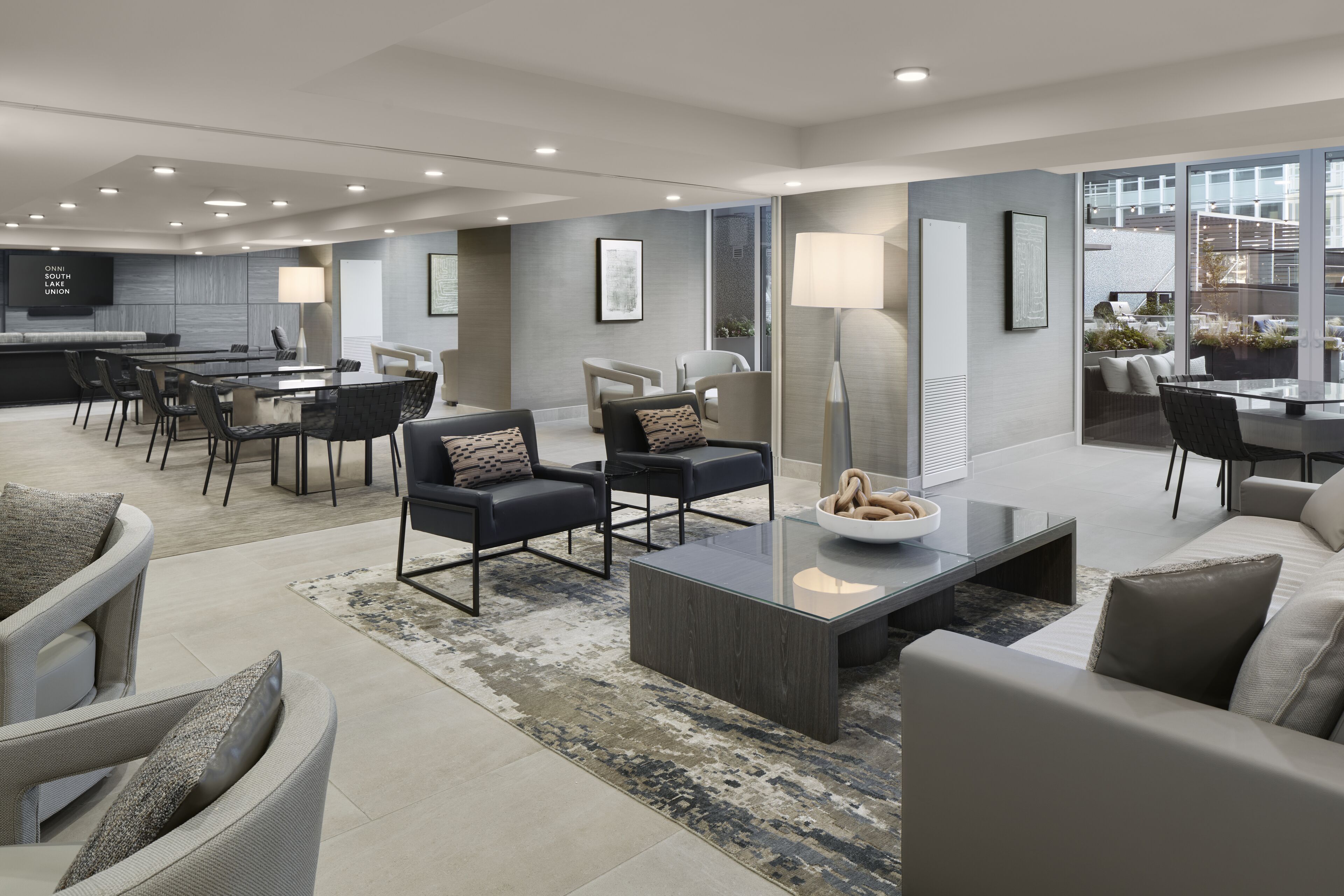 in-room business centre