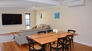 Interior - Nimbus 14A McIntyre Street - Linen supplied (South West Rocks)