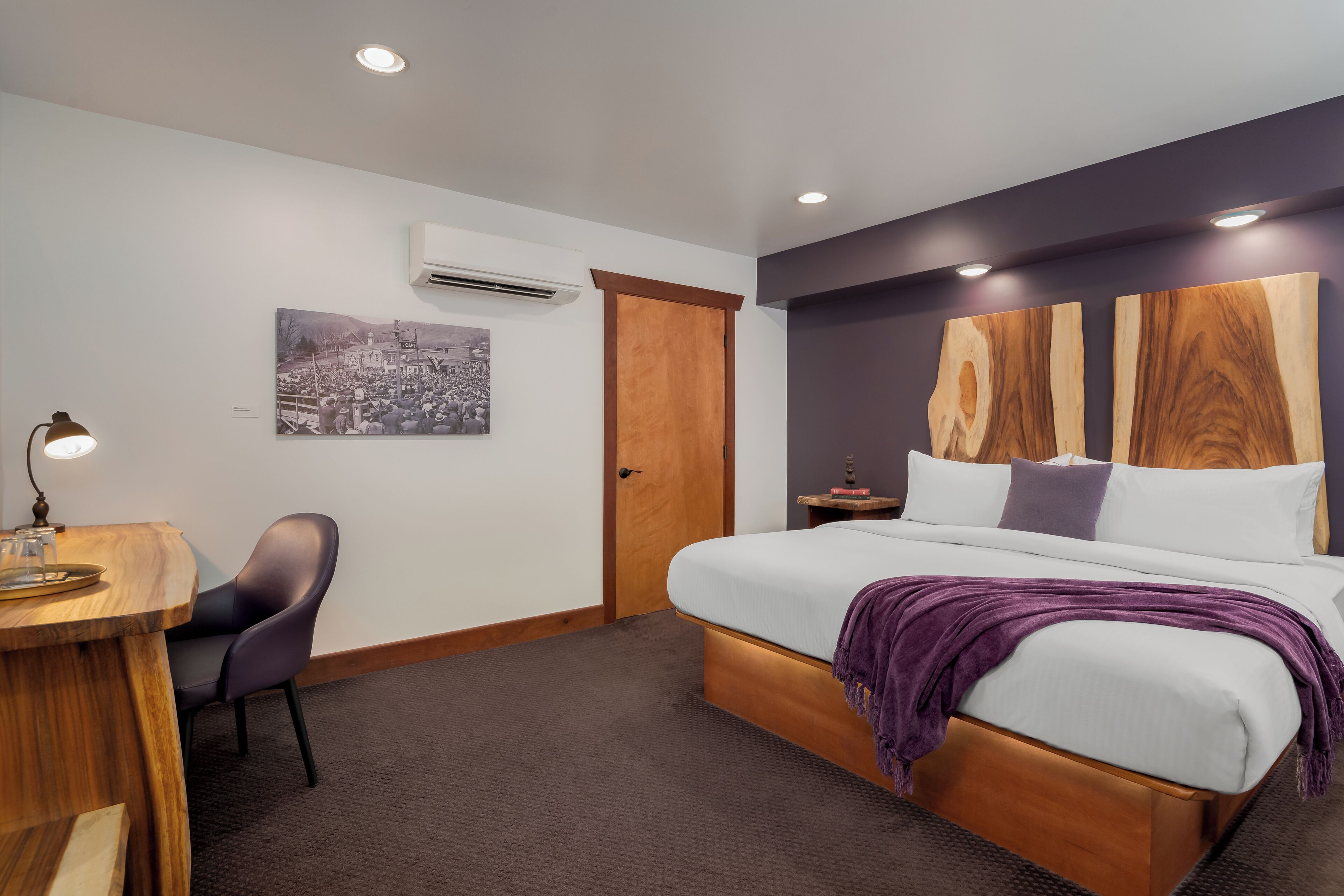 Chambre Supérieure, 1 très grand lit, accessible aux personnes à mobilité réduite | Literie de qualité supérieure, couette en duvet d'oie