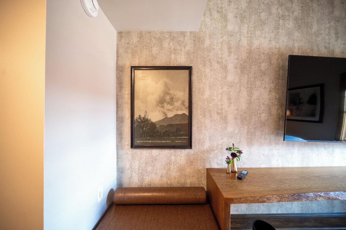 Habitación Premier | Ropa de cama de alta calidad, edredones de plumas, cortinas opacas