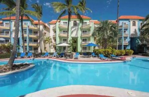 Outdoor pool, a heated pool