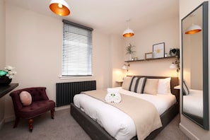 1 chambre, fer et planche à repasser, Wi-Fi, draps fournis