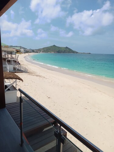 Luxury water front studio at Grand Case