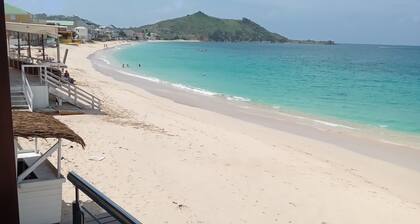 Luxury water front studio at Grand Case