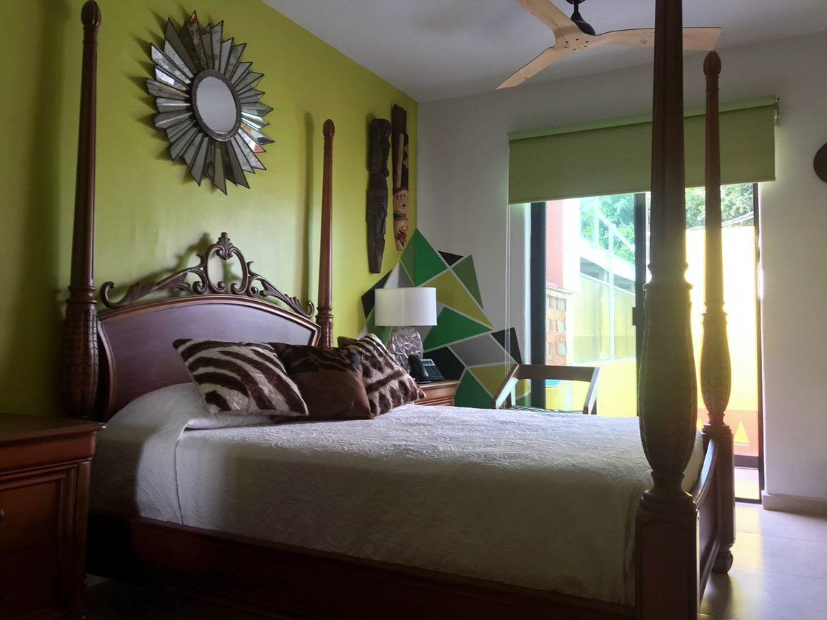 Eros | Hochwertige Bettwaren, Daunenbettdecken, Zimmersafe