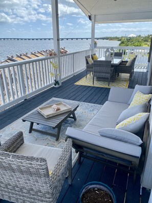 Property grounds - Oceanfront Paradise w new 365' Dock Huge Tiki and Firepit. Dogs OK (Big Pine Key)