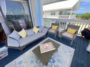 Property grounds - Oceanfront Paradise w new 365' Dock Huge Tiki and Firepit. Dogs OK (Big Pine Key)