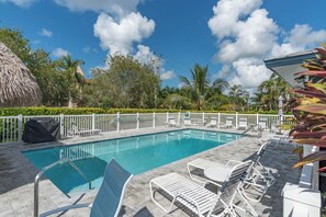A heated pool - Beautiful 2 bedroom Condo! Owners require a 3 month rental  Jan- March. (Marco Island)