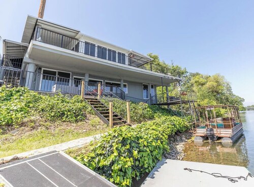 Wild River Retreat | An Anderson Riverside Haven