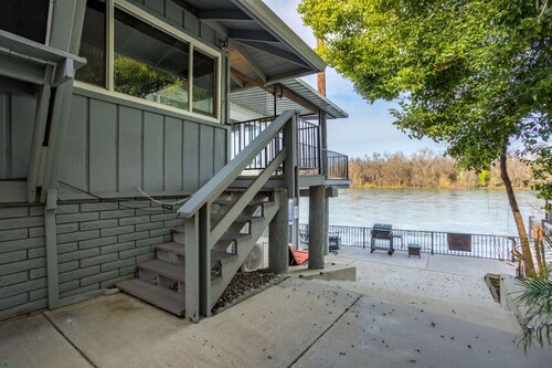 Wild River Retreat | An Anderson Riverside Haven
