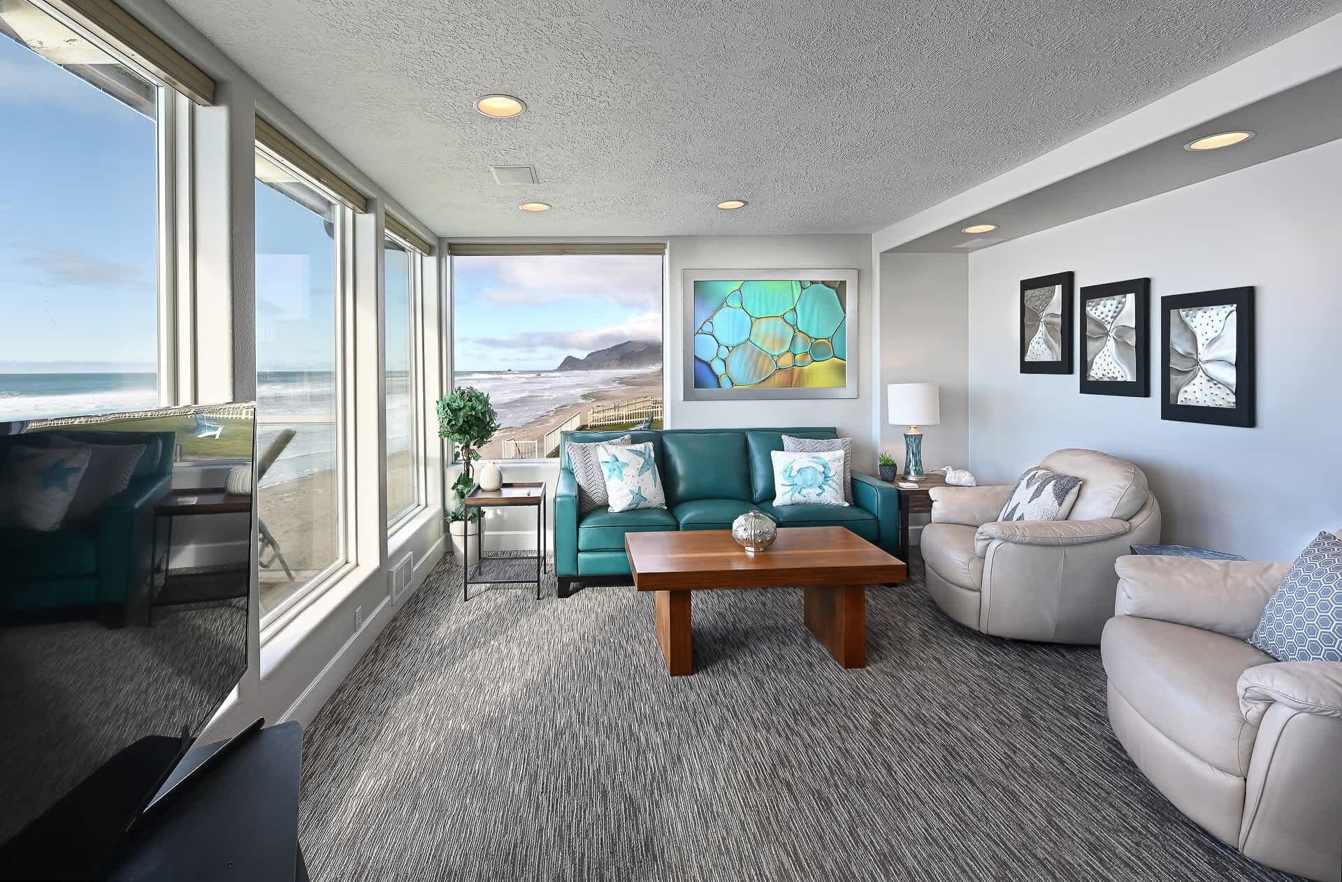 電視、壁爐、Hulu、串流服務