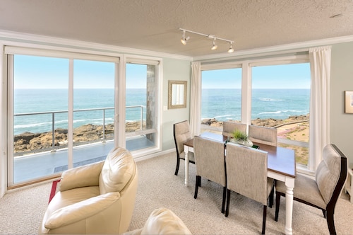 Captains Choice Condo, Panoramic Views & Pool