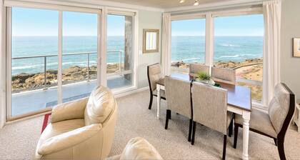Oceanfront, Whale Watching, Pool | Captains Choice