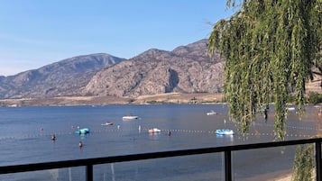 Suite Familiale, vue lac | Terrasse/Patio