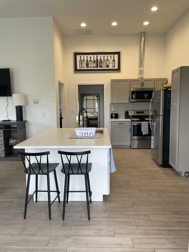 Ashe Westshore Bungalow centrally located near lake, sand dunes, golf courses!