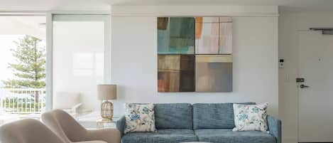 Smart TV, offices