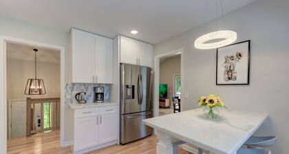 Large 5BR House w/ Backyard, Deck, and Patio