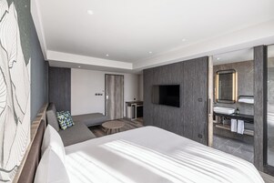 Classic King Room with Ocean View | View from room