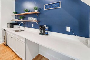 Interior - Adorable 1BR Guesthouse in Noda | Parking (Charlotte)