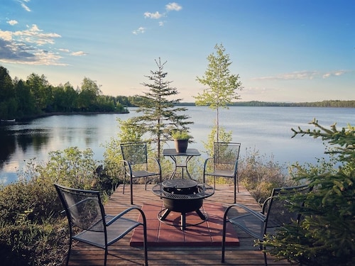 DENALI PENTHOUSE, lakefront near Talkeetna and Denali State Park 