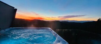 Smoky Mountain Retreat-Peaceful & Private Stay