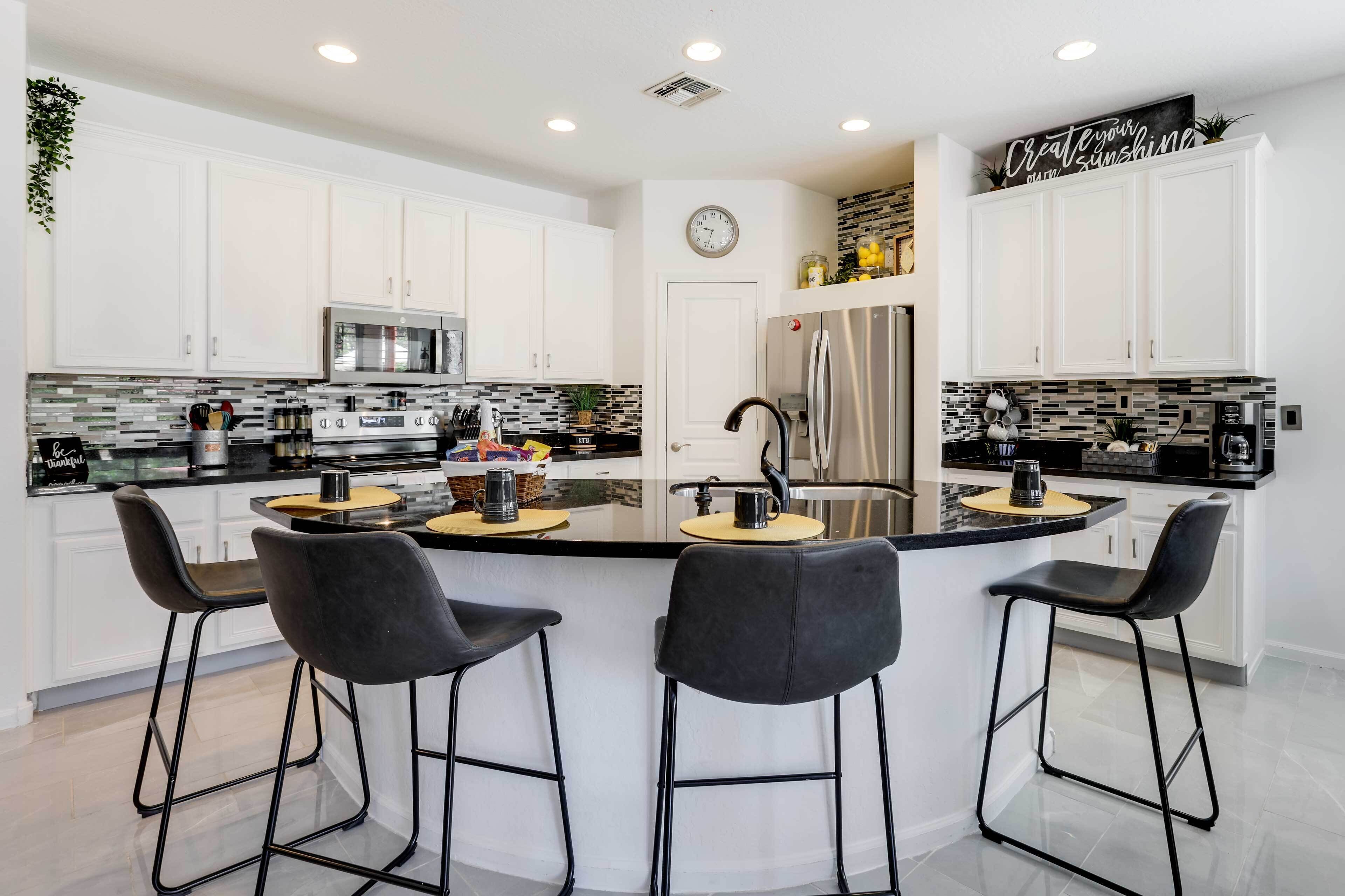 Fridge, microwave, stovetop, dishwasher