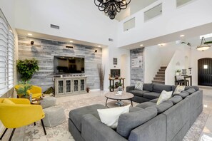 TV, video games, DVD player - Modern Gem w/ Fire Pit: 3 Mi to Goodyear Ballpark! (Goodyear)