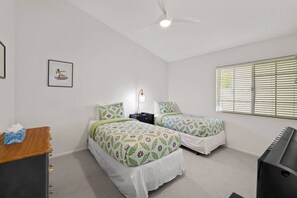 3 habitaciones, tabla de planchar con plancha y wifi gratis