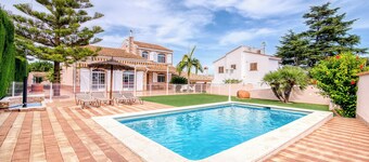 Chalet "Villa Bonavista" with Pool and Wi-Fi