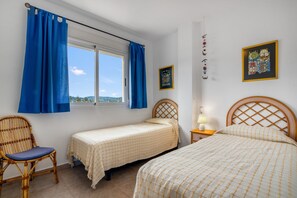 2 Schlafzimmer, Bügeleisen/Bügelbrett, kostenloses WLAN, Bettwäsche