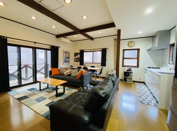 TV - Bond Chalet Hakuba (Hakuba)