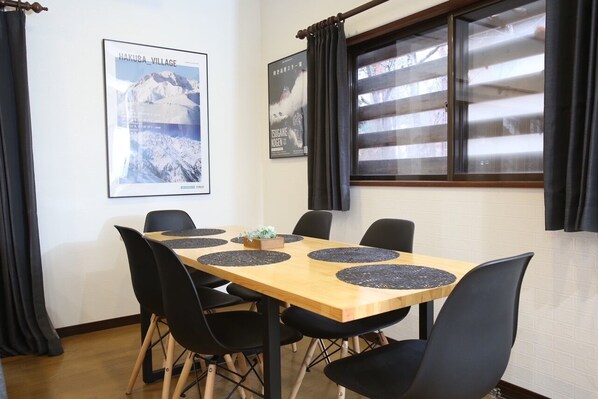 Maison Familiale | Salle à manger