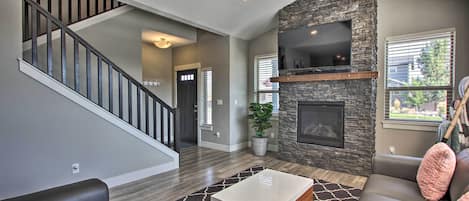 TV, fireplace, video-game console, table tennis