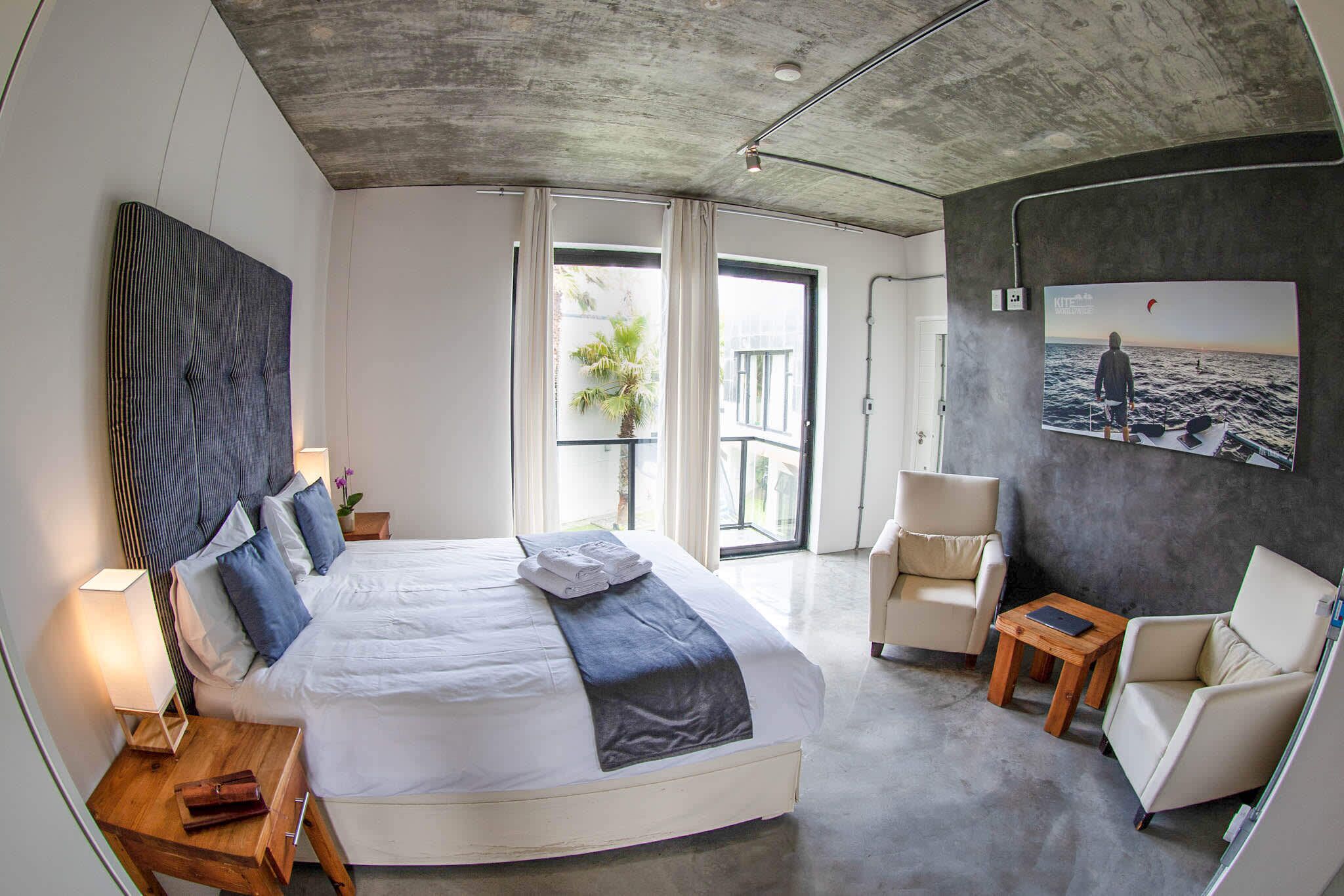 9 bedrooms, iron/ironing board, WiFi, bed sheets