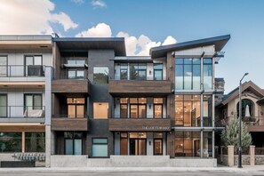 Exterior - Mountain Modern Condo Near Downtown Ketchum with Private Deck, Mountain Views (Ketchum)