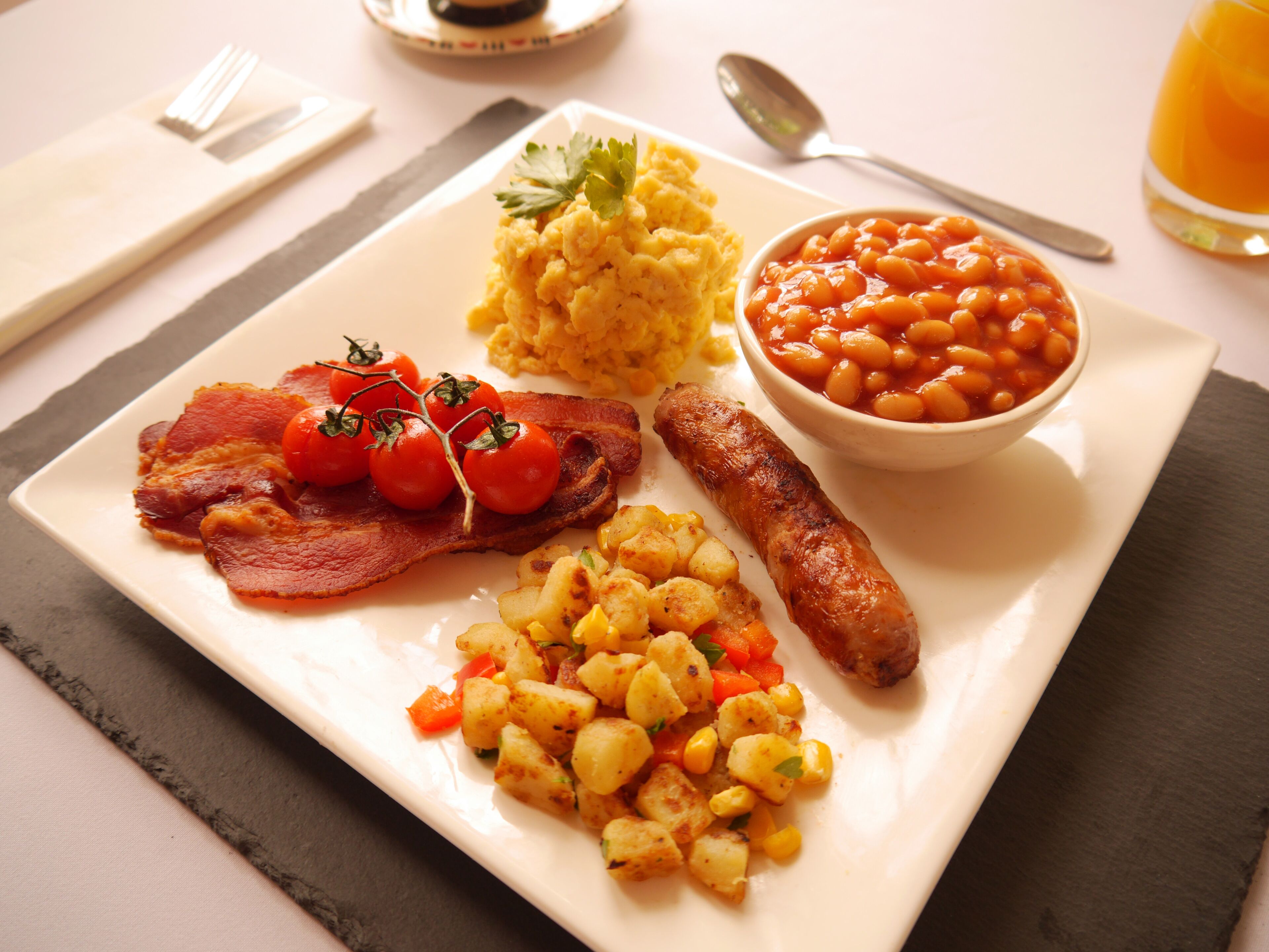 daily english breakfast for a fee