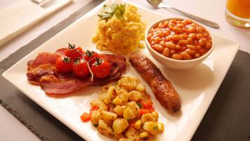 Daily English breakfast for a fee