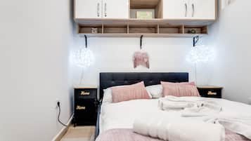 2 bedrooms