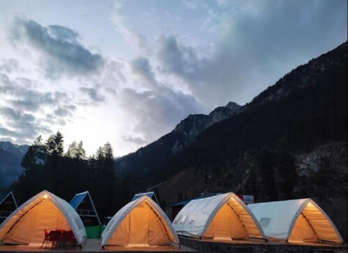 Kumrat Glamping Resorts