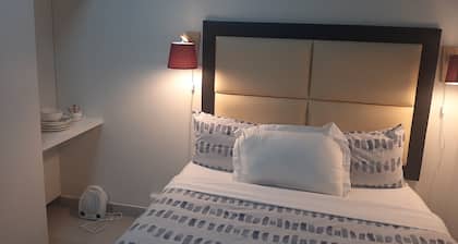 monument western guesthouse