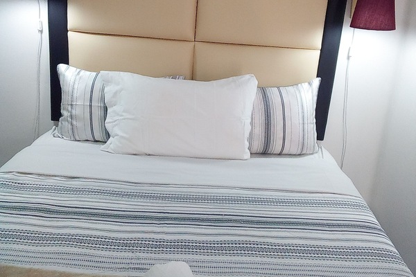 Comfort Room, 1 Double Bed, Accessible | Individually furnished, iron/ironing board, free WiFi