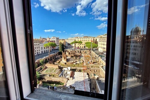 Panoramic penthouse for 8 with stunning view and wonderful terrace