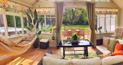 Daweswood - Luxury cottage, lake access & hot tub