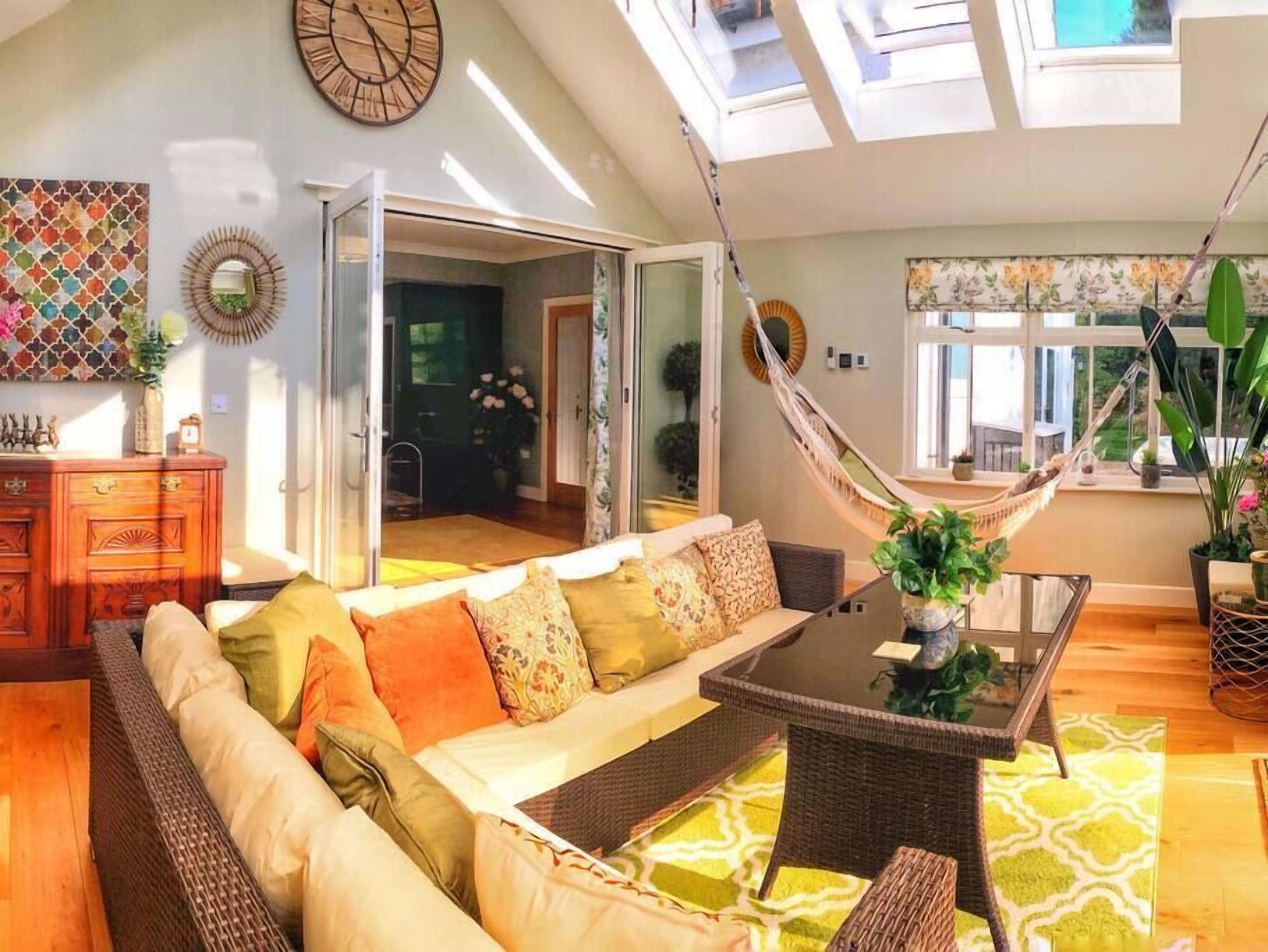 TV, fireplace, DVD player, stereo