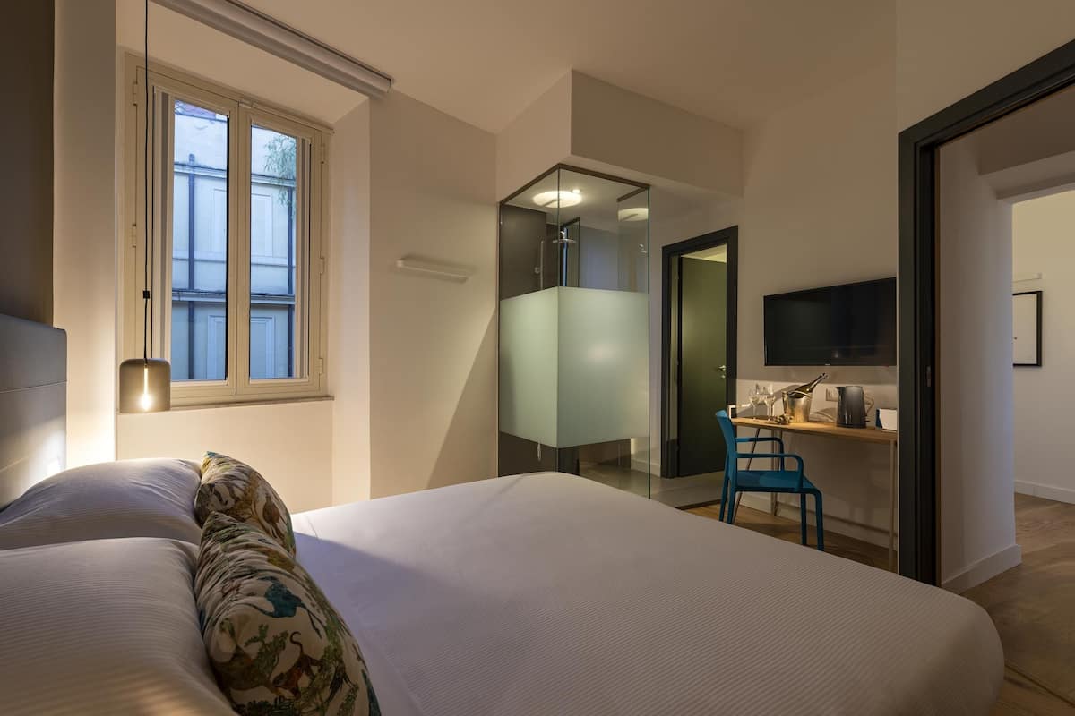 Studio suite | Luxe beddengoed, bedden met traagschuimmatras, een minibar