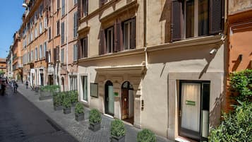 Facciata della struttura